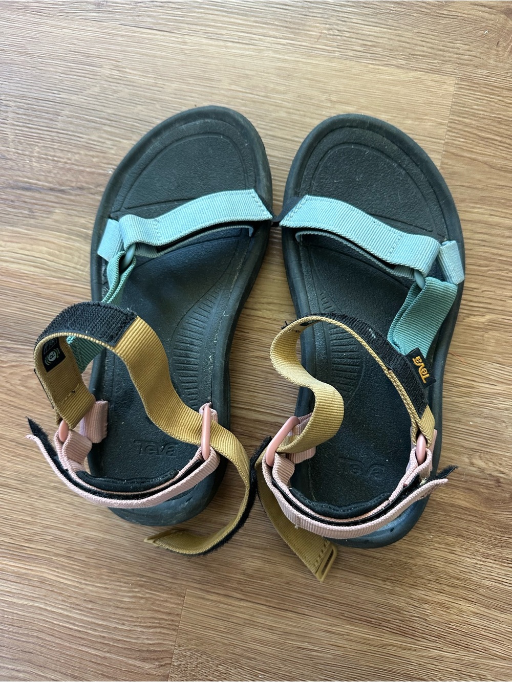 Teva Women's Size 7, Multi-Color Strap Sandals in Mint, Mustard & Blush